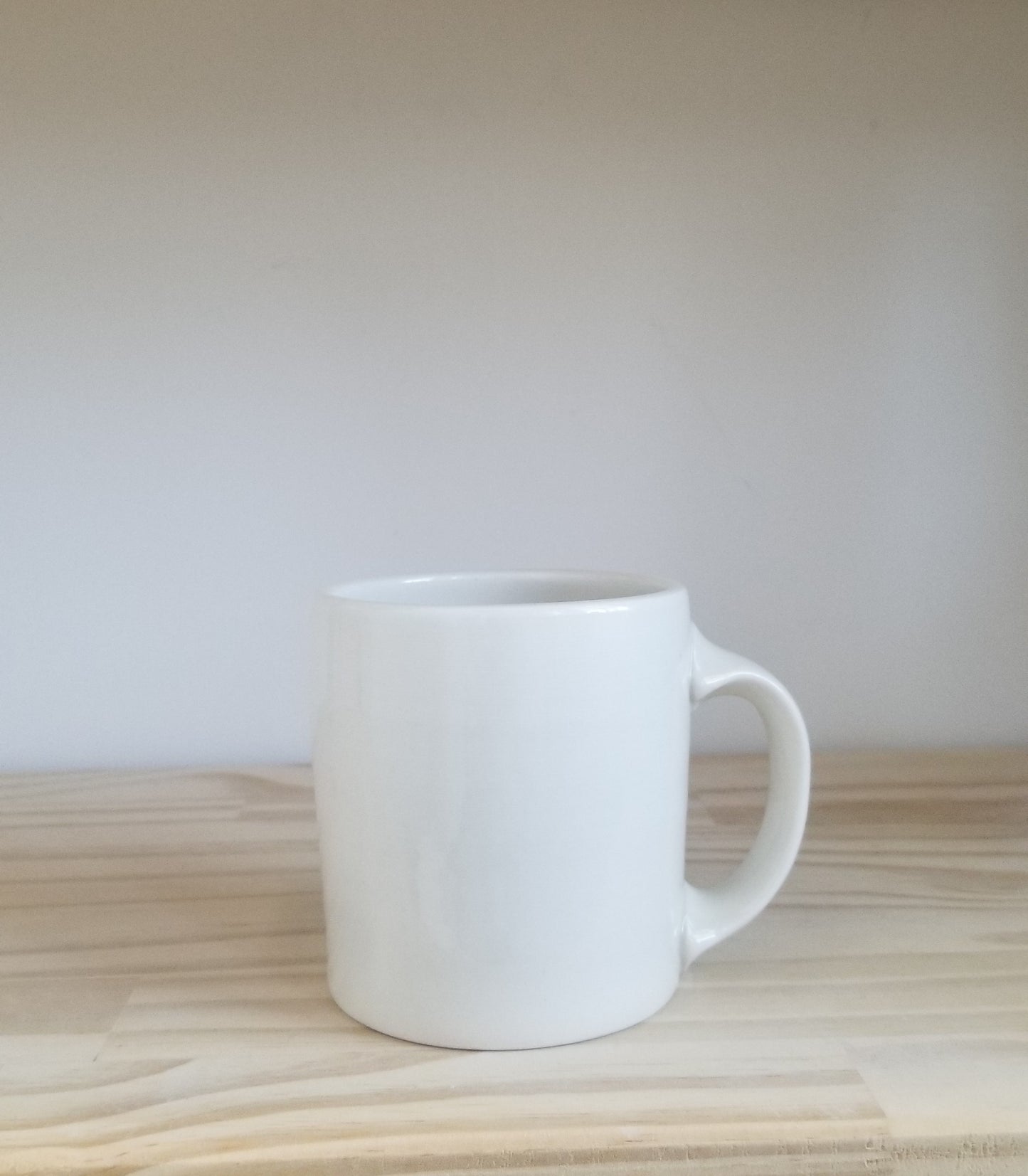 Porcelain Black Printed Leaf Mugs